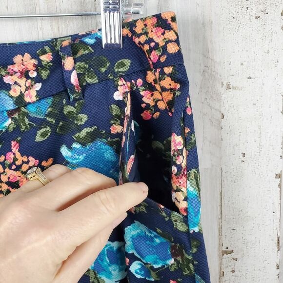Merona Stretch Curvy Fit Ankle Pants Blue Floral Size 10 - Picture 6 of 9